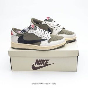 AIR JORDAN 1
"TRAVIS SCOTT - MEDIUM OLIVE"